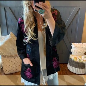 NWT Ellison Embroidered Kimono Jacket